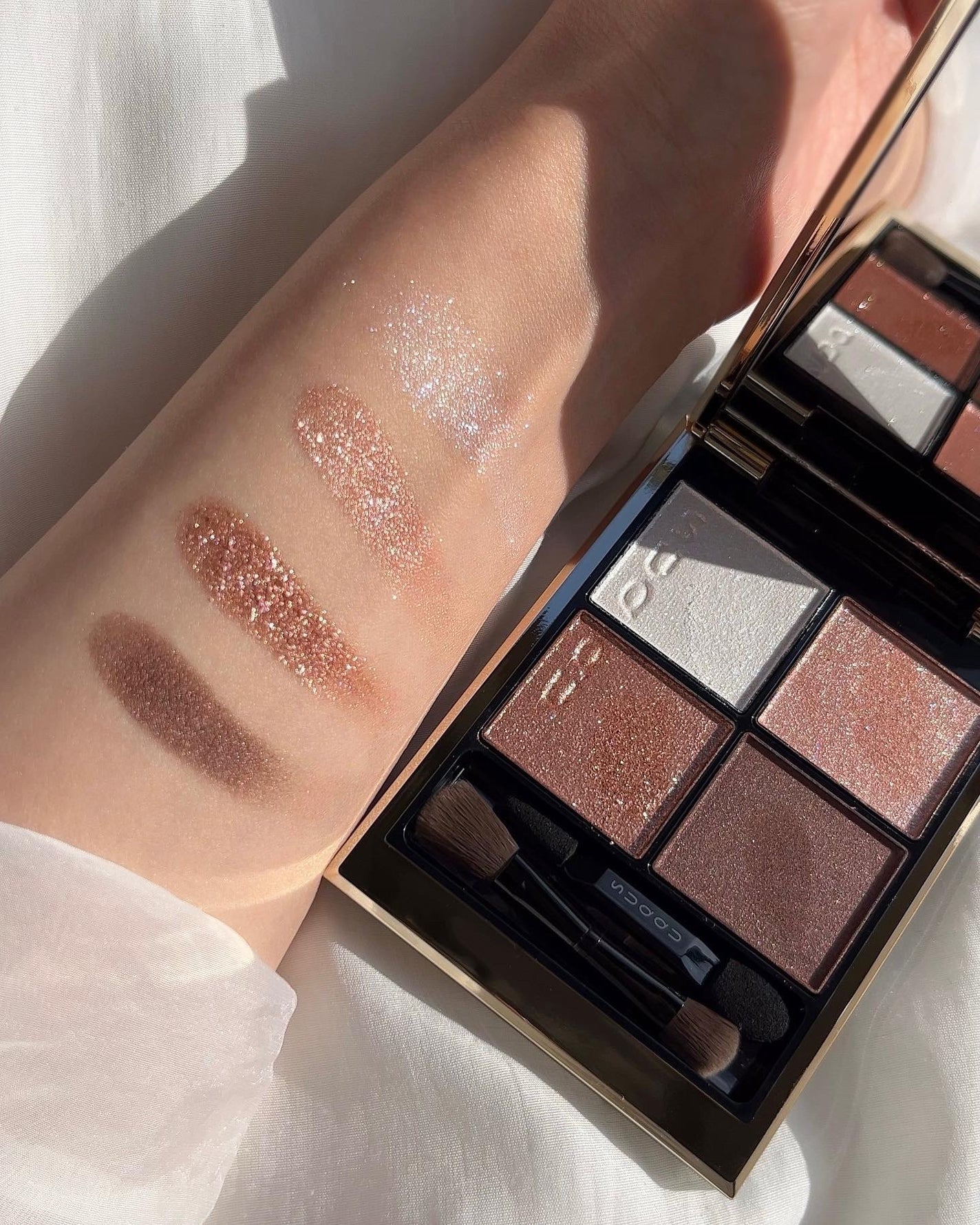 シグニチャー カラー アイズ/SUQQU/アイシャドウパレットを使ったクチコミ(2枚目)