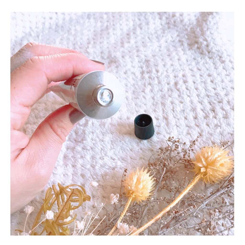 ハンド＆ヘア ライトセラム/AUTHENTIC BEAUTY CONCEPT/ハンドクリームを使ったクチコミ（3枚目）