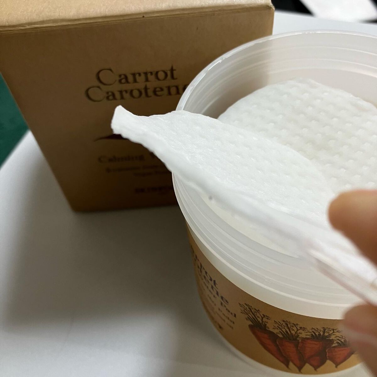 キャロットカロテン カーミングウォーターパッド/SKINFOOD/トナーパッドを使ったクチコミ(2枚目)