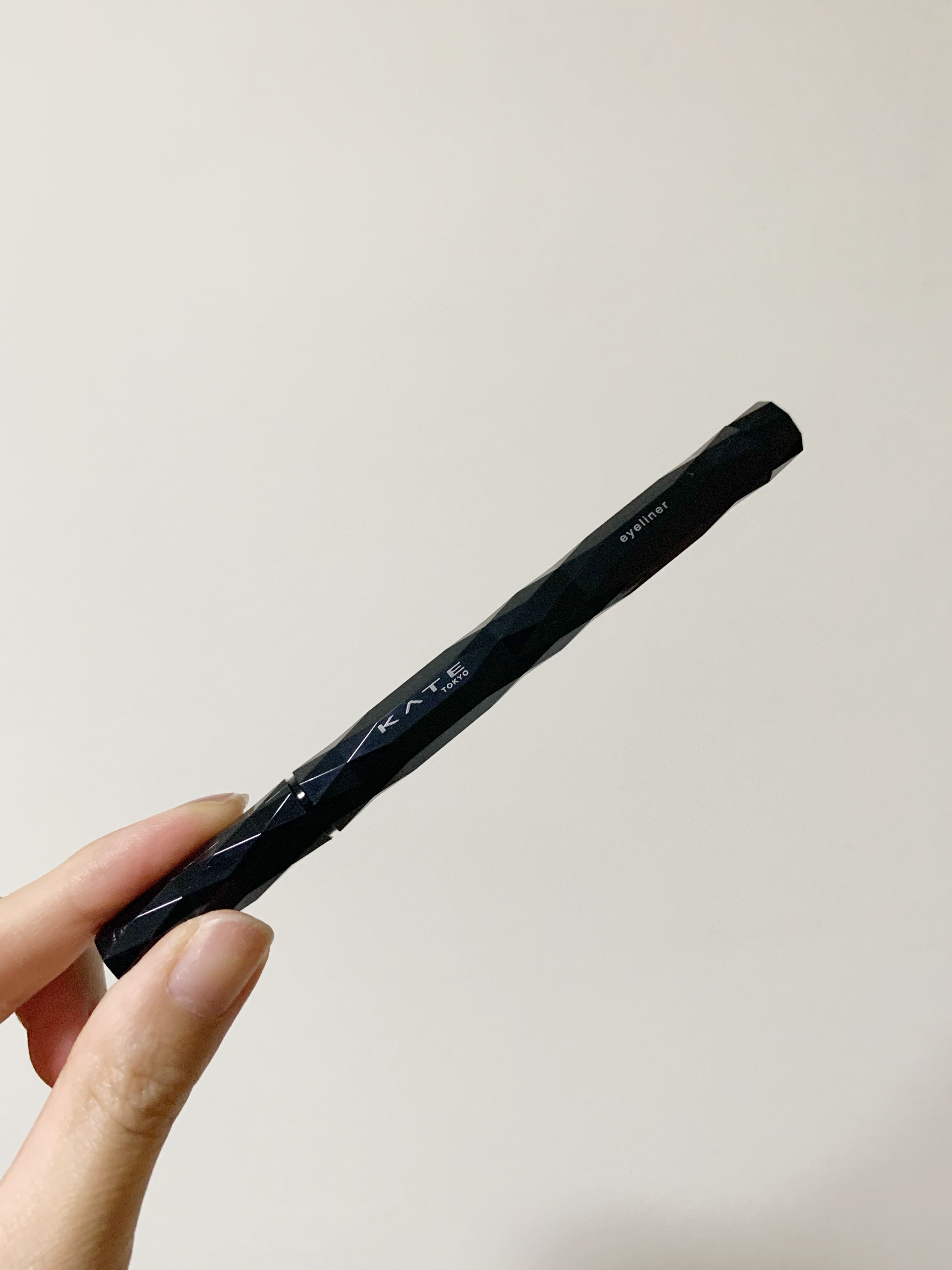 スーパーシャープライナーEX4.0 GY-1 ダークグレージュ/KATE/リキッドアイライナーを使ったクチコミ（2枚目）