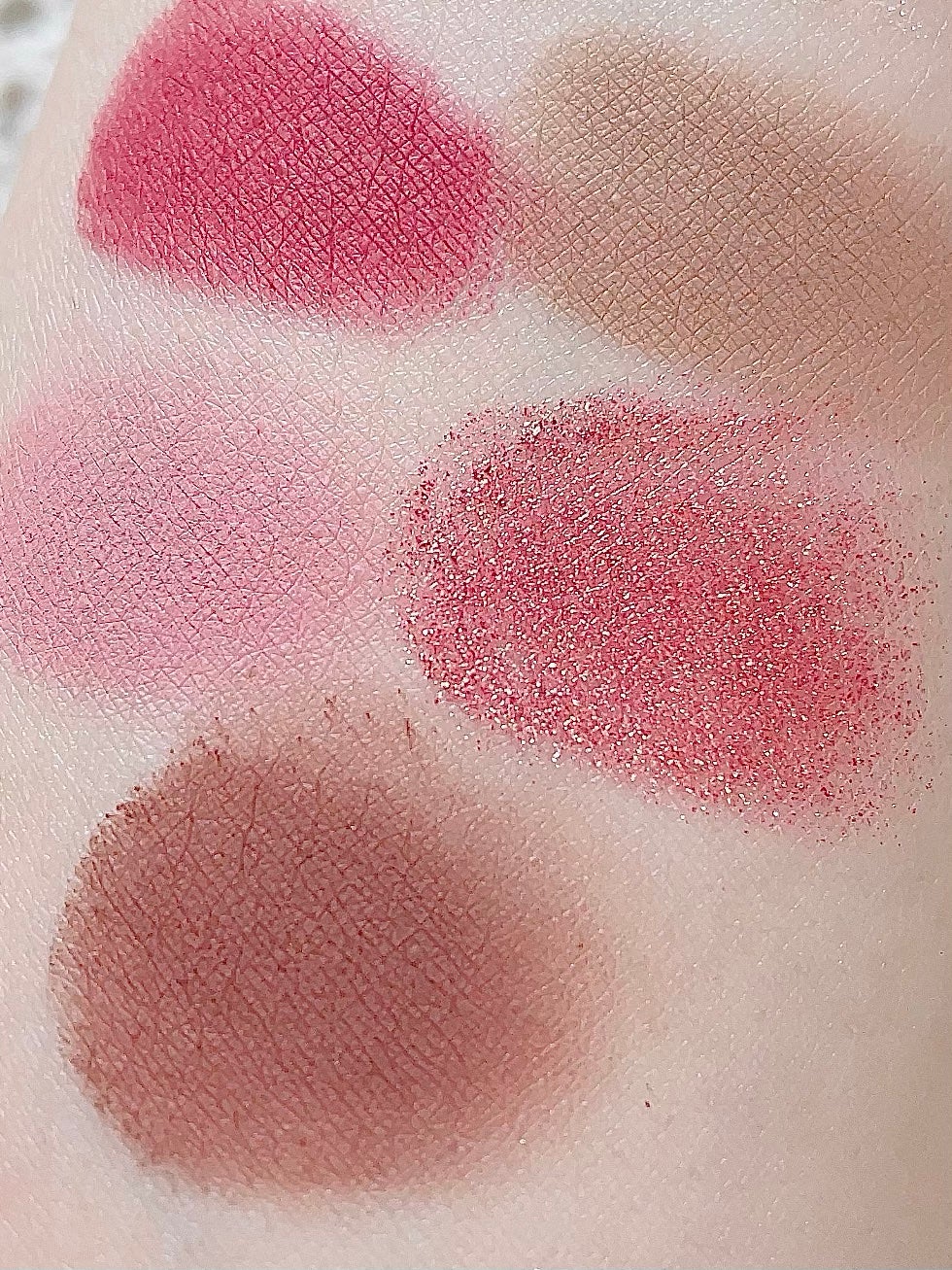 ごんす@YouTube始めました on LIPS 「《カラーキーパケ買いコスメ❤︎》赤のうさぎとピンクのハートが可..」(6枚目)