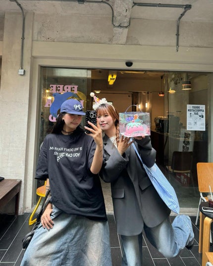 ひとみ on LIPS 「即座に呼ばれたら来てくれる友情は本当に楽しいです。#コーデ#韓..」(4枚目)