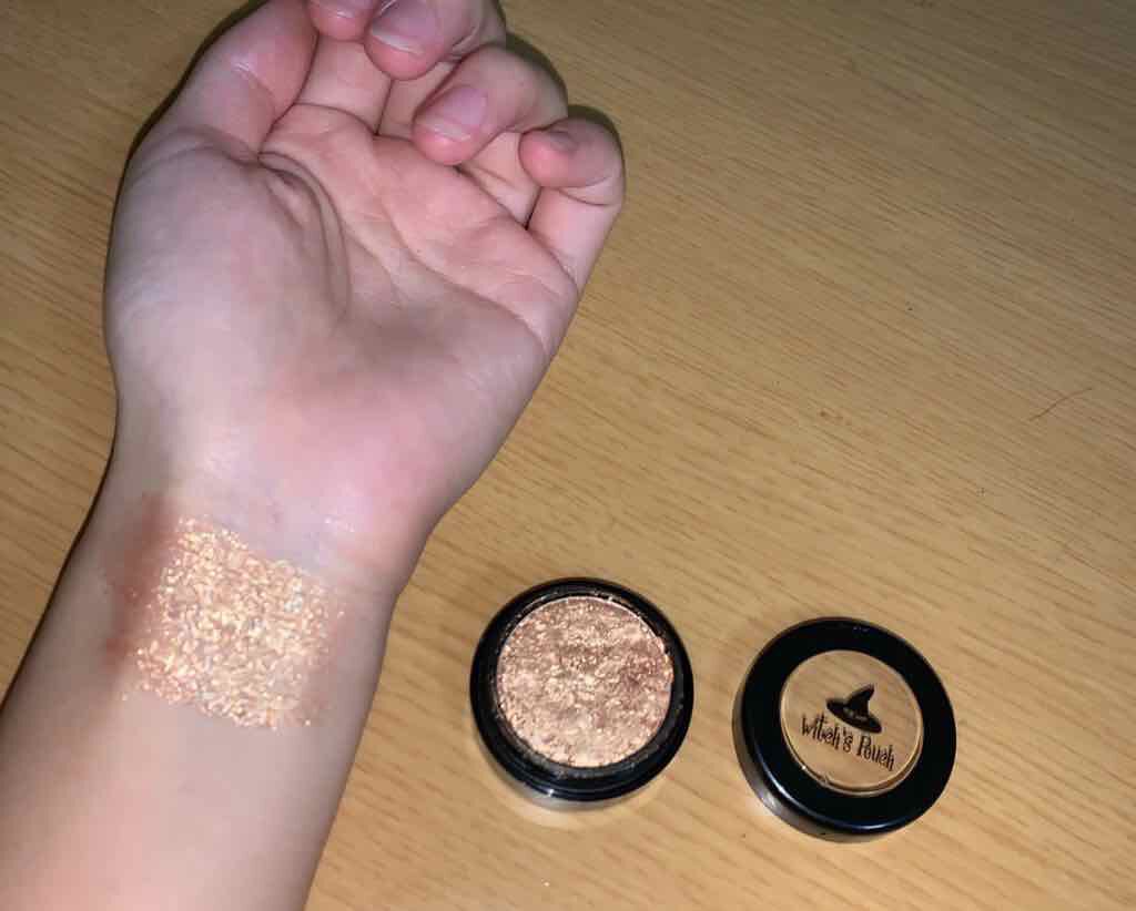 セルフィーフィックスピグメント/Witch's Pouch/単色アイシャドウを使ったクチコミ（1枚目）