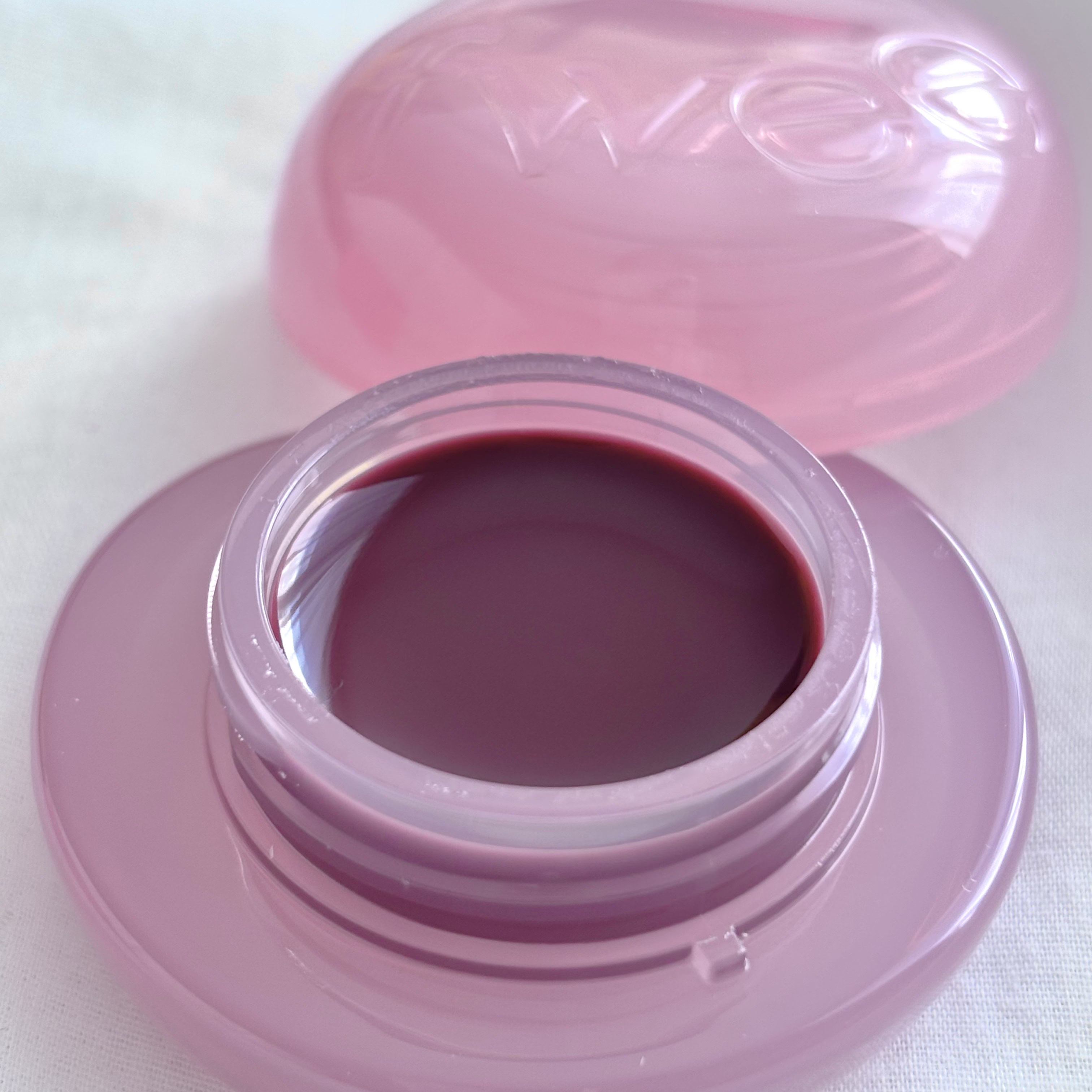 フィー リップアンドチーク グローイジェリーポット/fwee/リップグロスを使ったクチコミ（3枚目）