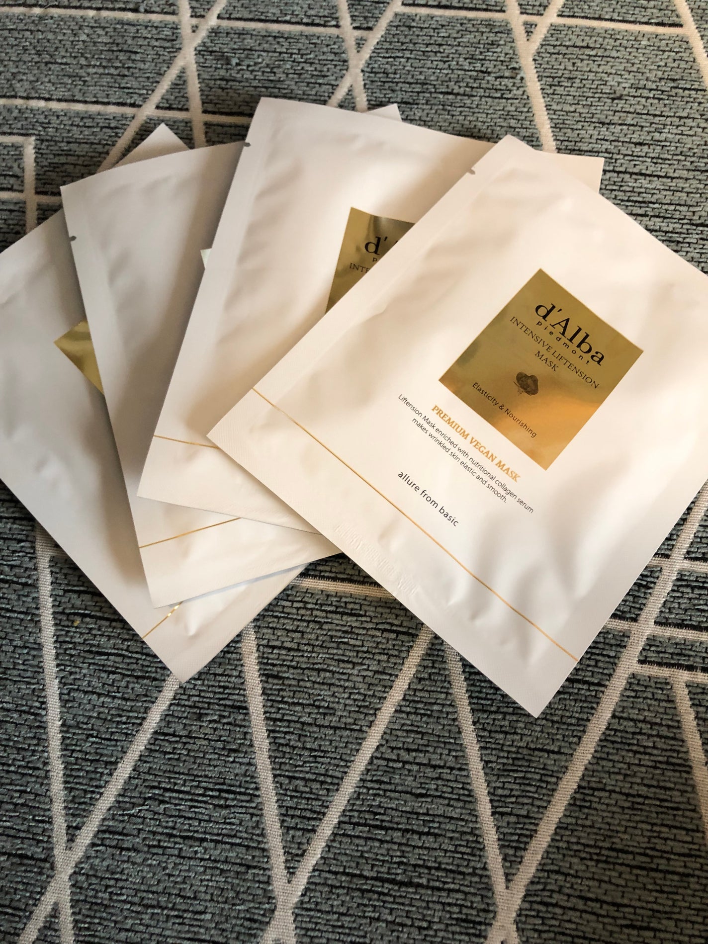 インテンシブリフテンションマスク/ダルバ/シートマスク・パックを使ったクチコミ(1枚目)