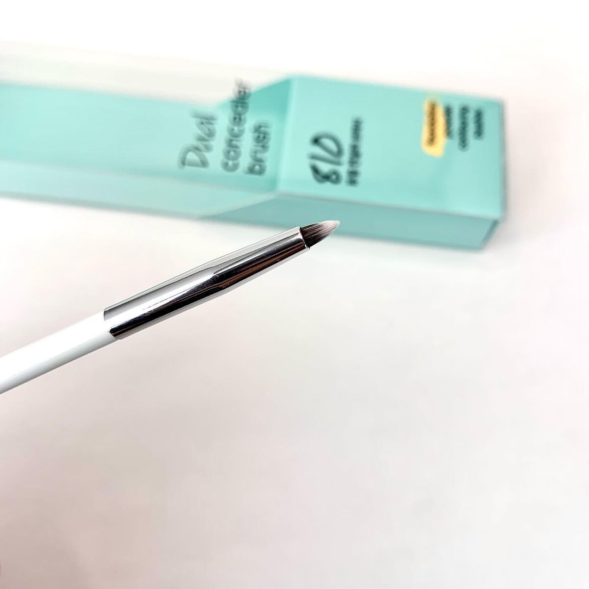 FilliMilli デュアルコンシーラーブラシ810/fillimilli/メイクブラシを使ったクチコミ(4枚目)