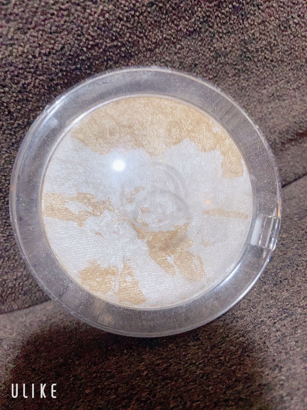 イルミネーティング ハイライター/THE BODY SHOP/パウダーハイライトを使ったクチコミ(1枚目)