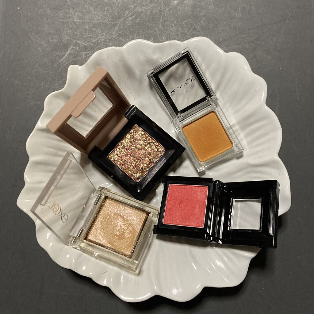 ヴィセ アヴァン シングルアイカラー/Visée/単色アイシャドウを使ったクチコミ（2枚目）