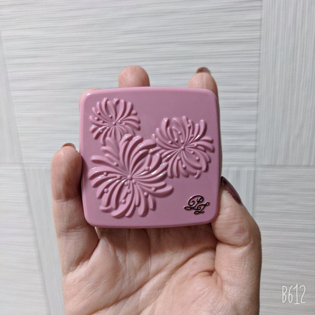 コンパクト I/PAUL & JOE BEAUTE/その他化粧小物を使ったクチコミ（3枚目）