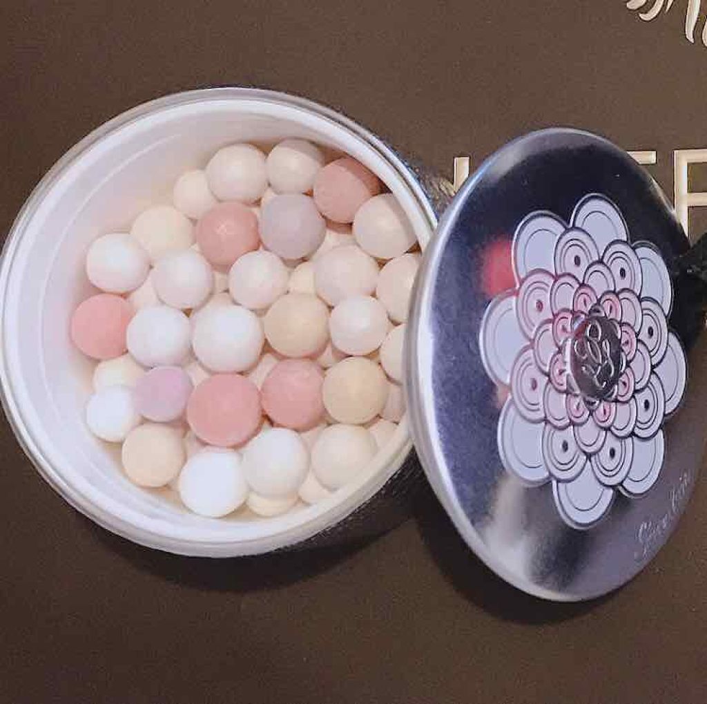 メテオリット ビーユ/GUERLAIN/フェイスパウダーを使ったクチコミ（1枚目）