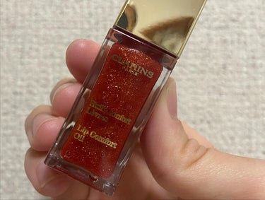 コンフォート リップオイル  09 red berry glam（限定） /CLARINS/リップグロスを使ったクチコミ（3枚目）