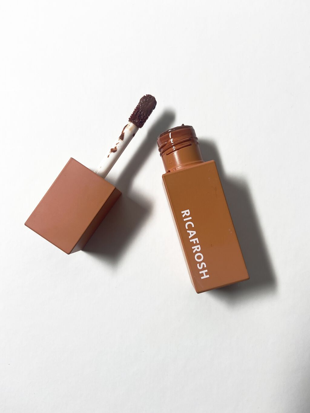 ジューシーリブティント/RICAFROSH/リップティントを使ったクチコミ（2枚目）