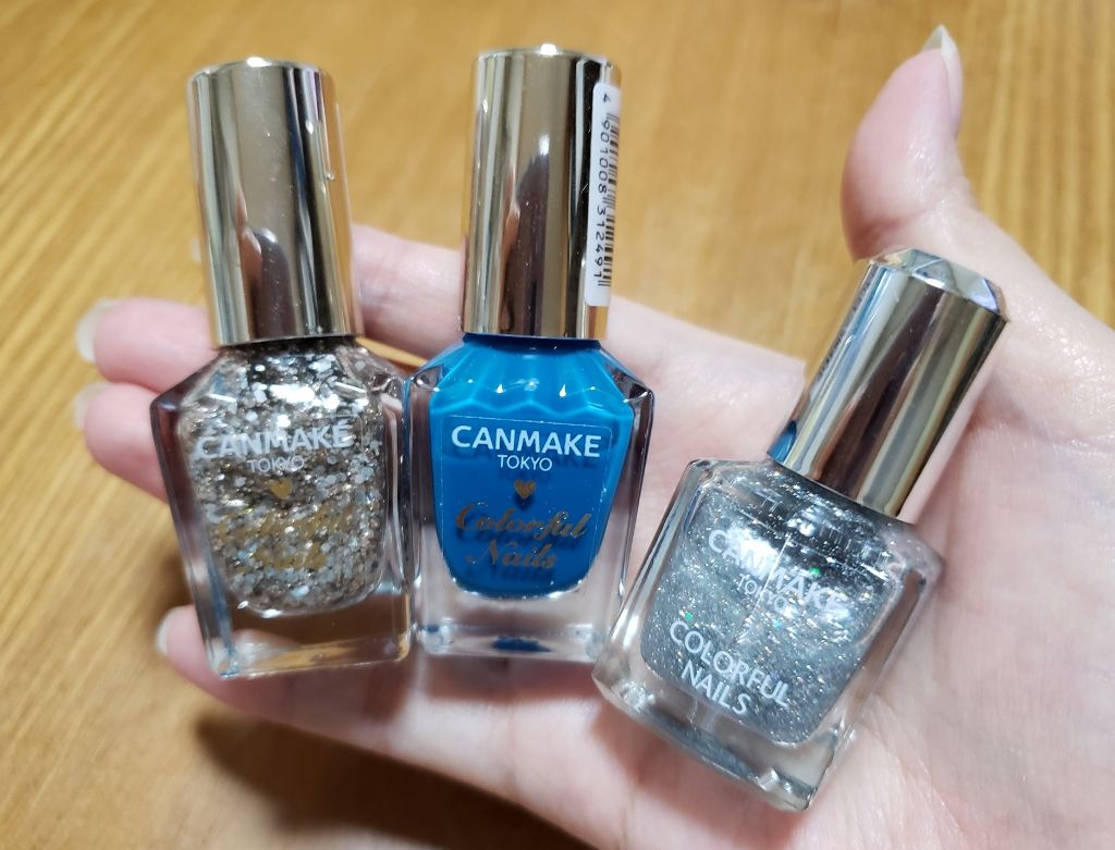 カラフルネイルズ N37 ターコイズブルー/キャンメイク/マニキュアを使ったクチコミ（2枚目）