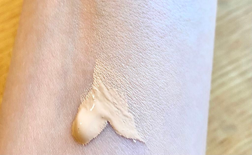 リクイド ファンデーション/レ・メルヴェイユーズ ラデュレ/リキッドファンデーションを使ったクチコミ(2枚目)