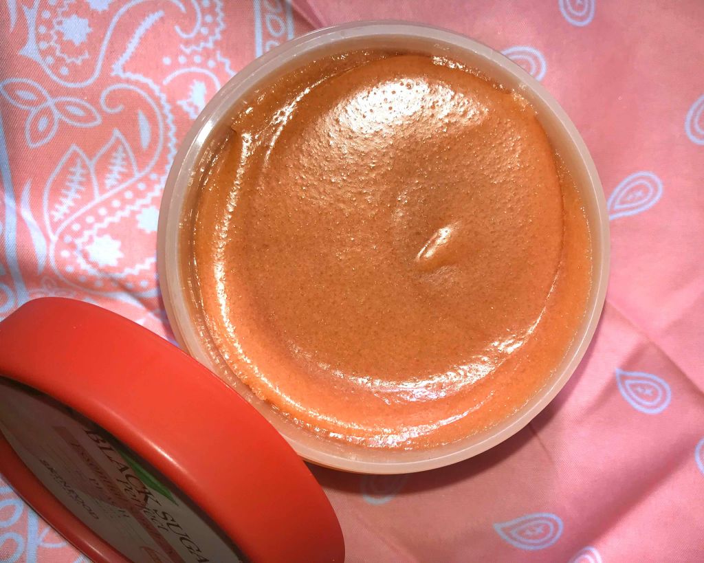 ブラックシュガーパーフェクト エッセンシャルスクラブ2Xピーチ/SKINFOOD/洗い流すパック・マスクを使ったクチコミ（2枚目）