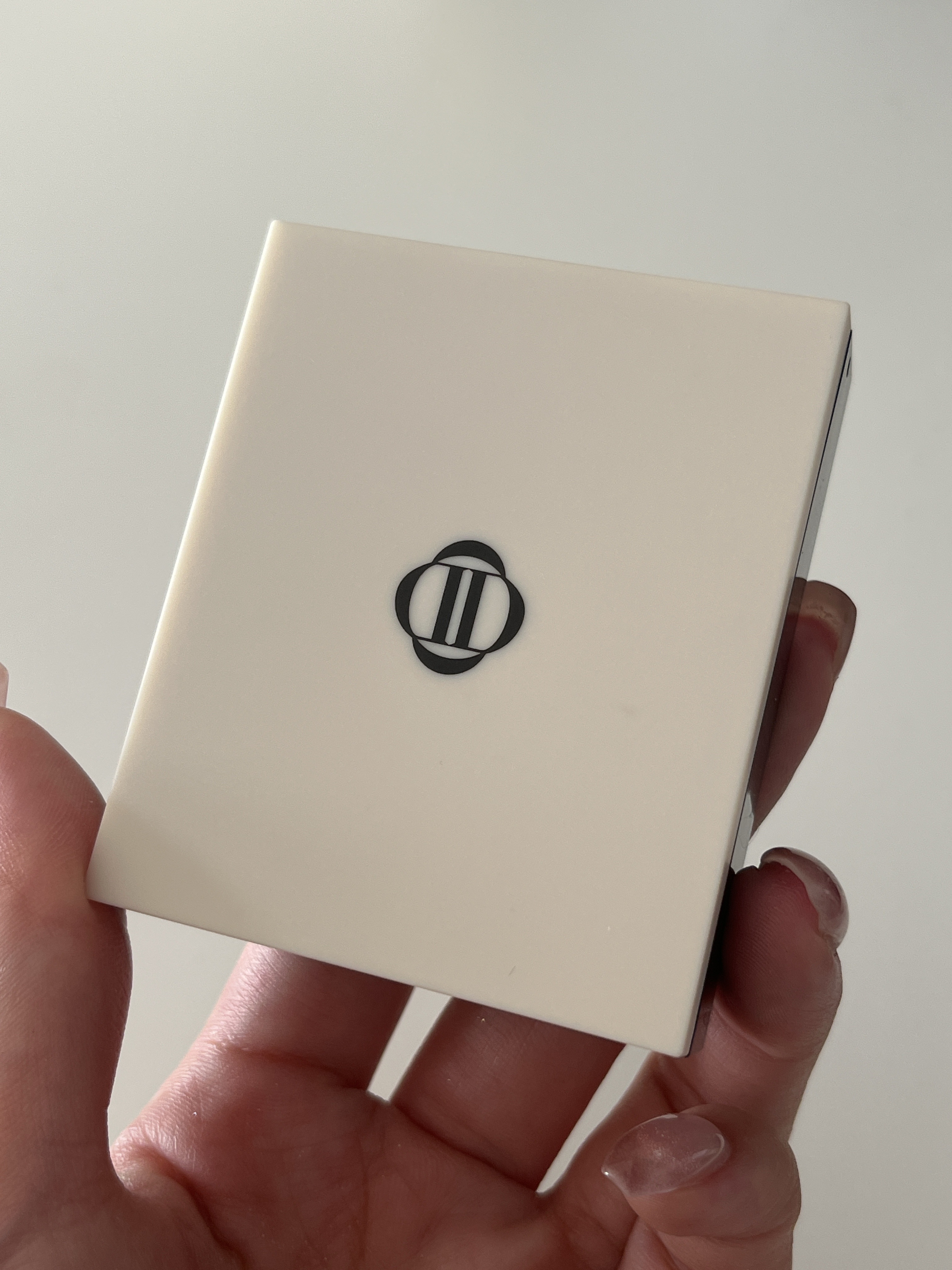 雲楚ブラーフィクシングフィニッシュパウダーパクト /Dinto/プレストパウダーを使ったクチコミ（2枚目）