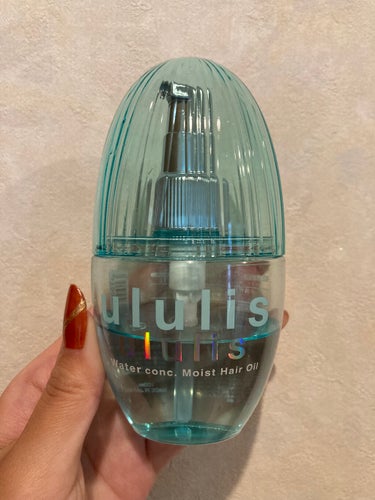 
見た目の青色が好きだから購入💙

ululis ウォーターコンク モイストヘアオイル

若干、サラッとしてるヘアオイルでした
あんまし付けすぎると
ドライヤーの仕上がりが
めちゃくちゃ濡れ髪みたいにな