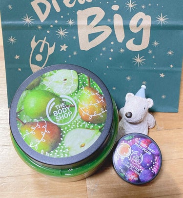 THE BODY SHOP ボディスクラブ リッチプラムのクチコミ「初のボディスクラブ！！
🛀🏻THE BODY SHOP🛁
緑の方🍐
ボディスクラブ(香りジュー.....」（1枚目）