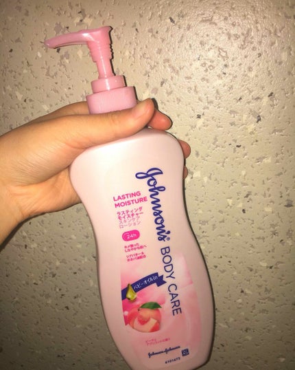 johnson's BODY CARE ラスティングモイスチャー スキンケアローション/Johnson & Johnson/ボディローションを使ったクチコミ(1枚目)