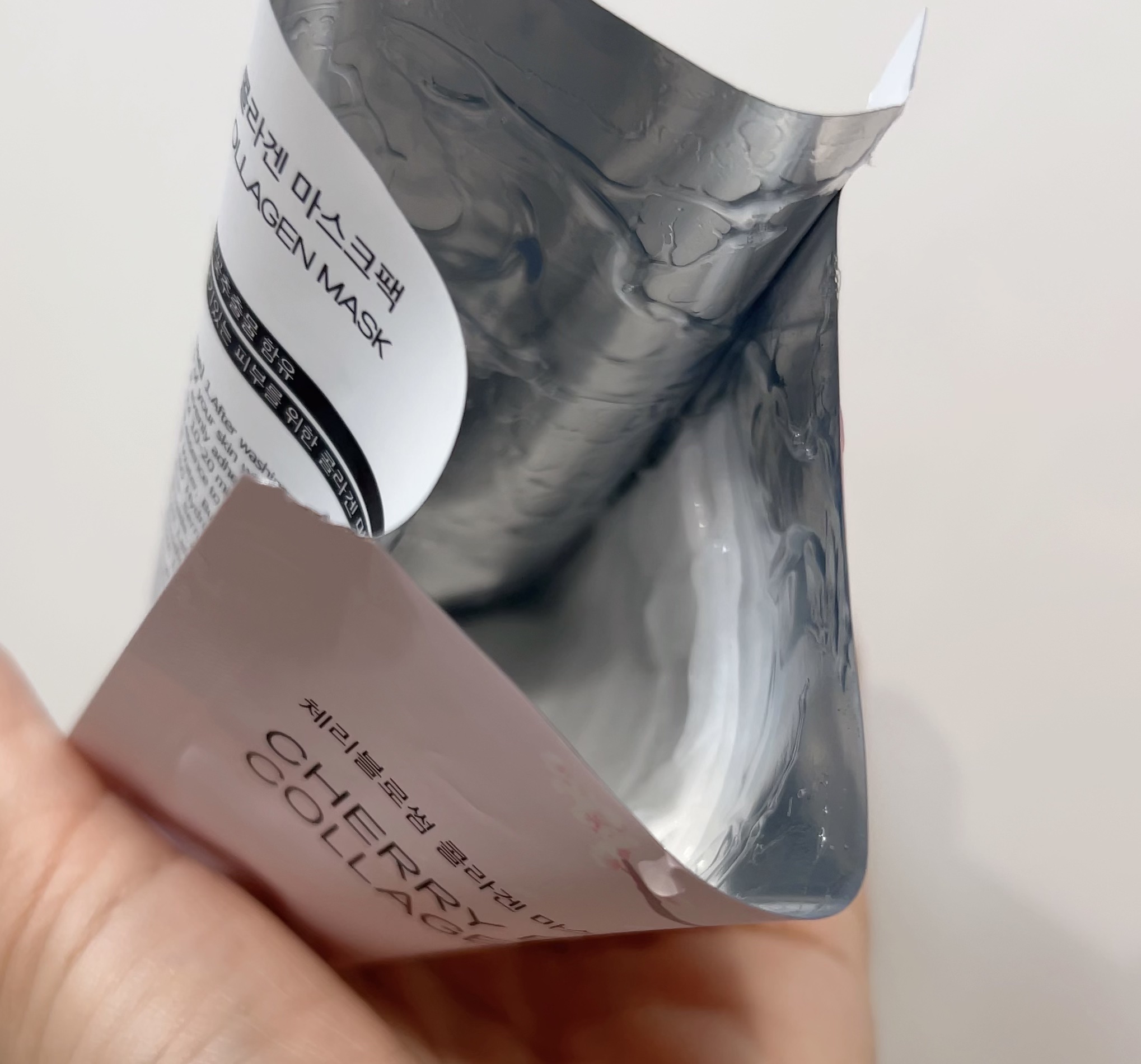 チェリーブロッサム コラーゲンマスク/REACNF/シートマスク・パックを使ったクチコミ（2枚目）