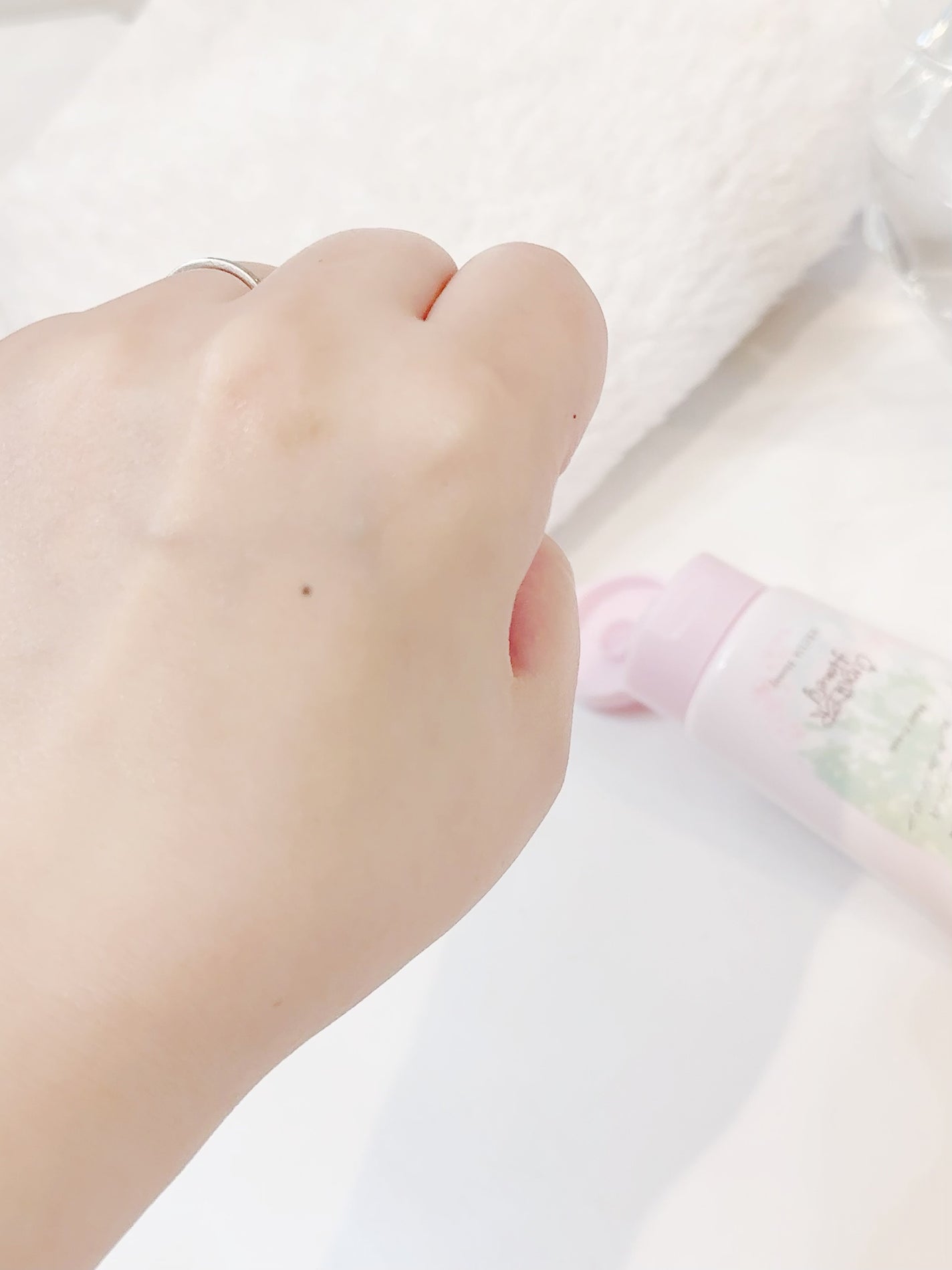 ワンダーハニー とろとろハンドクリーム サクラウララ/VECUA Honey/ハンドクリームを使ったクチコミ(4枚目)