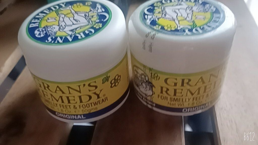 グランズレメディ フットパウダー オリジナル/グランズレメディ/デオドラント・制汗剤を使ったクチコミ(1枚目)