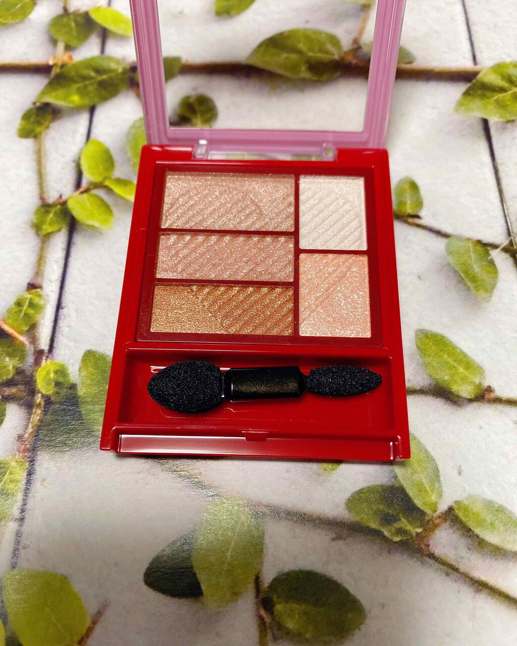 トリプルレシピアイズ/インテグレート/アイシャドウパレットを使ったクチコミ(2枚目)