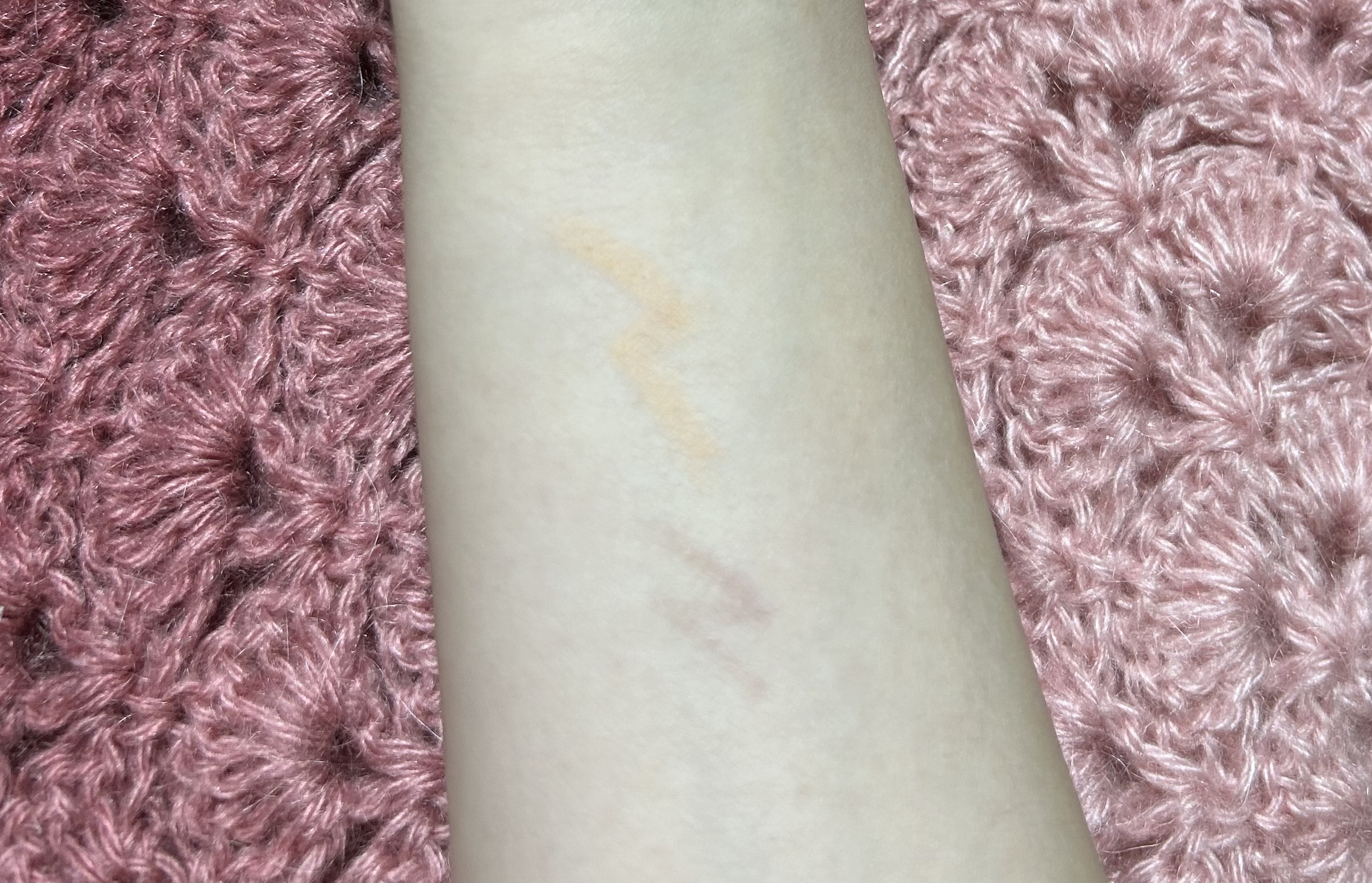 描くアイゾーンコンシーラー/CEZANNE/ペンシルコンシーラーを使ったクチコミ（2枚目）