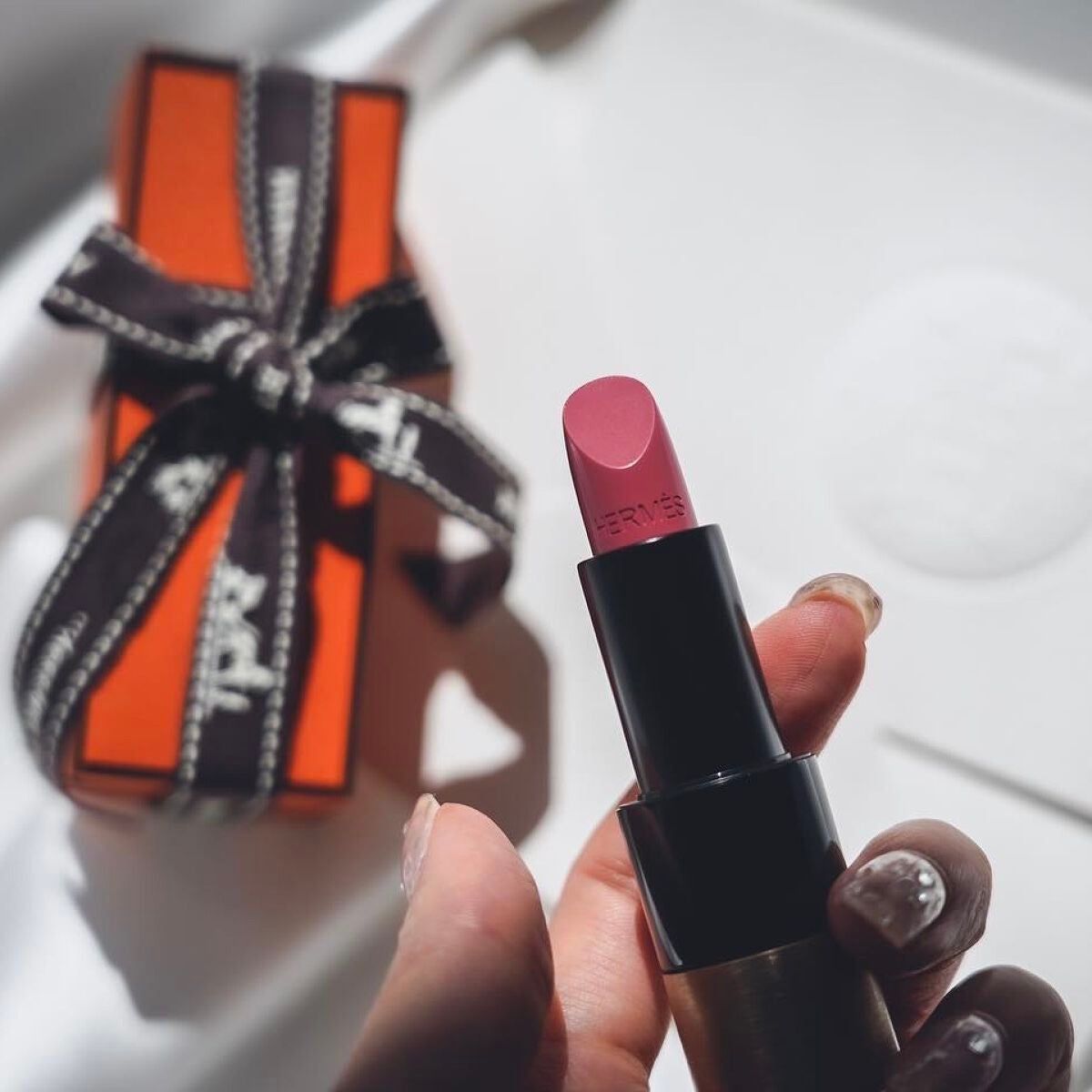 〈ルージュ・エルメス〉 ルージュ ア レーヴル サティネ/エルメス/口紅を使ったクチコミ(3枚目)