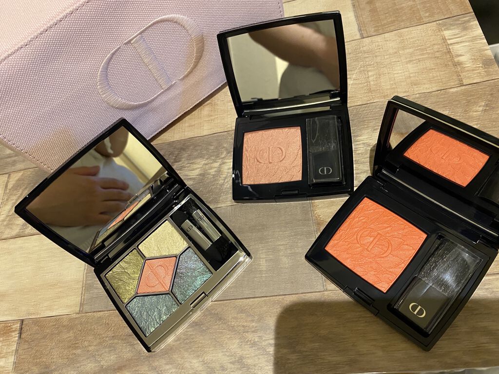 ディオールスキン ルージュ ブラッシュ＜バーズ オブ ア フェザー＞ 462 コーラル フライト/Dior/パウダーチークを使ったクチコミ（2枚目）