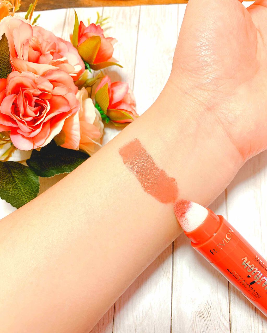 キス クッション リップ ティント 新色310 オレンジパウト/REVLON/リップティントを使ったクチコミ（2枚目）