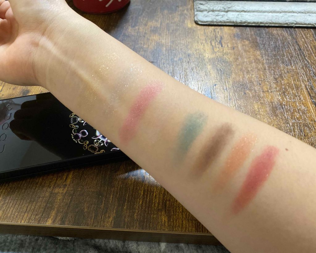 2018 クリスマス アイシャドウ コンパクト/SUQQU/アイシャドウパレットを使ったクチコミ(3枚目)