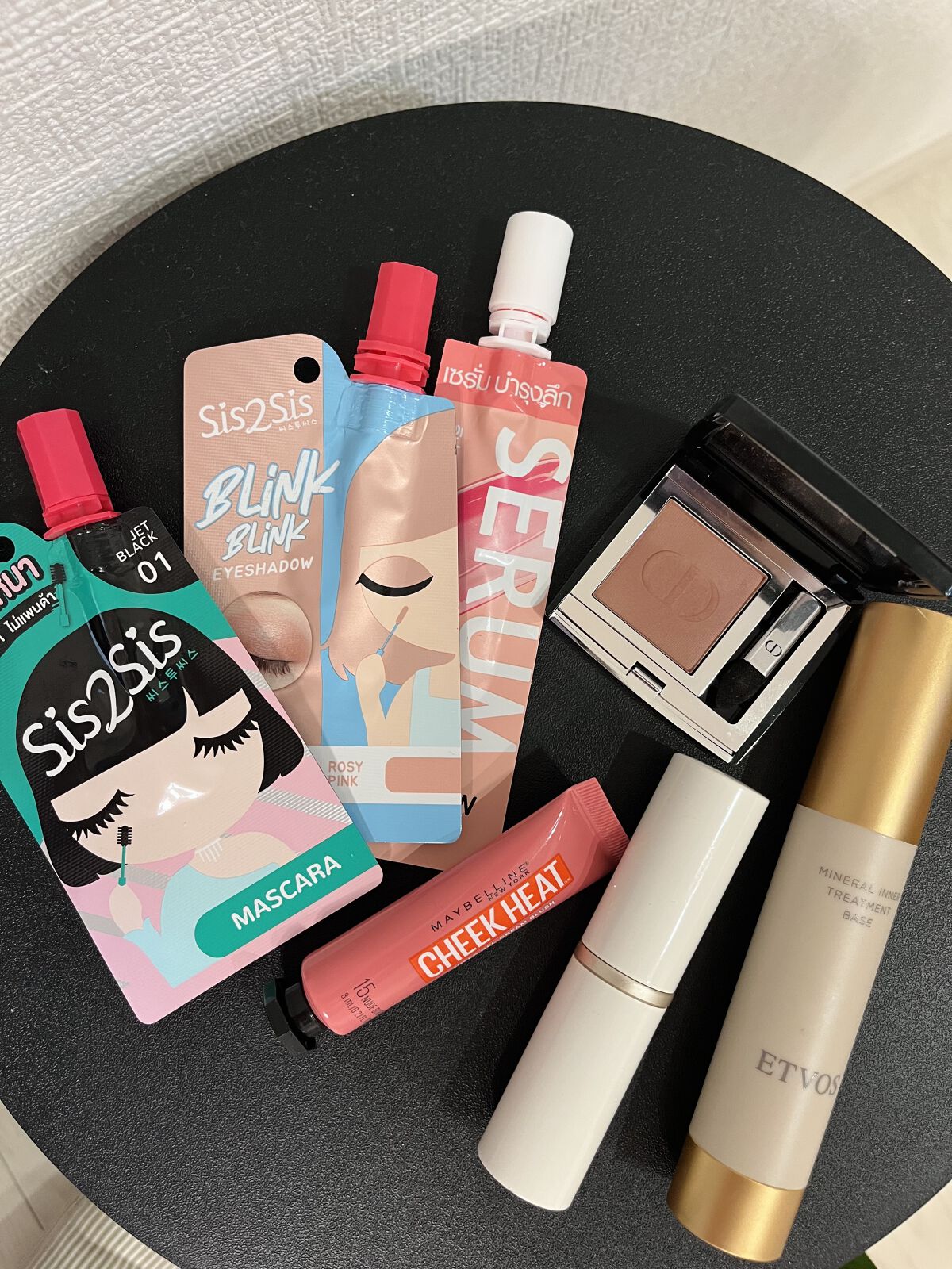 トゥルーディメンションラディアンスバーム/hince/スティックハイライトを使ったクチコミ（1枚目）