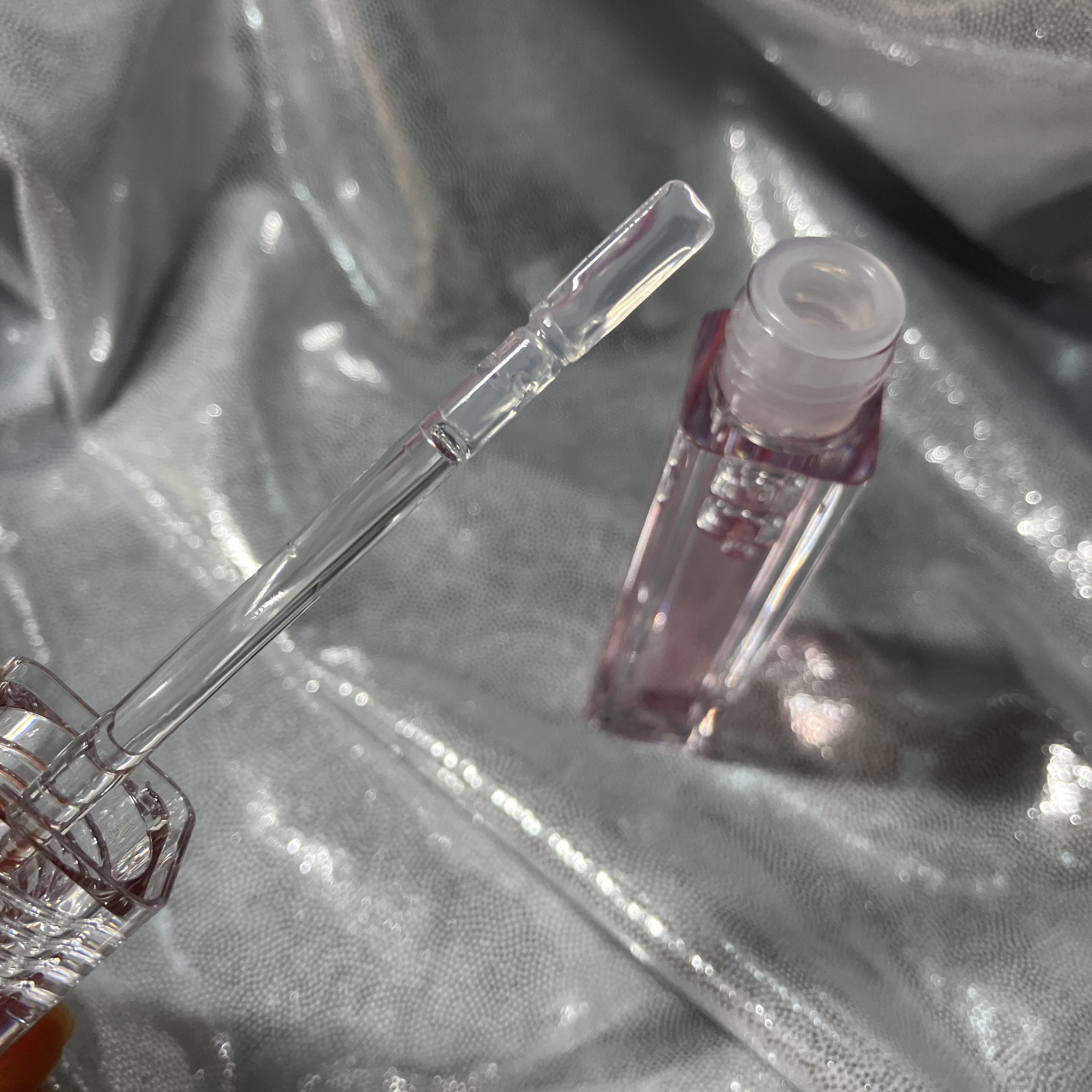 ラビューム ボリュームリップセラム/Luvum/リップグロスを使ったクチコミ（1枚目）