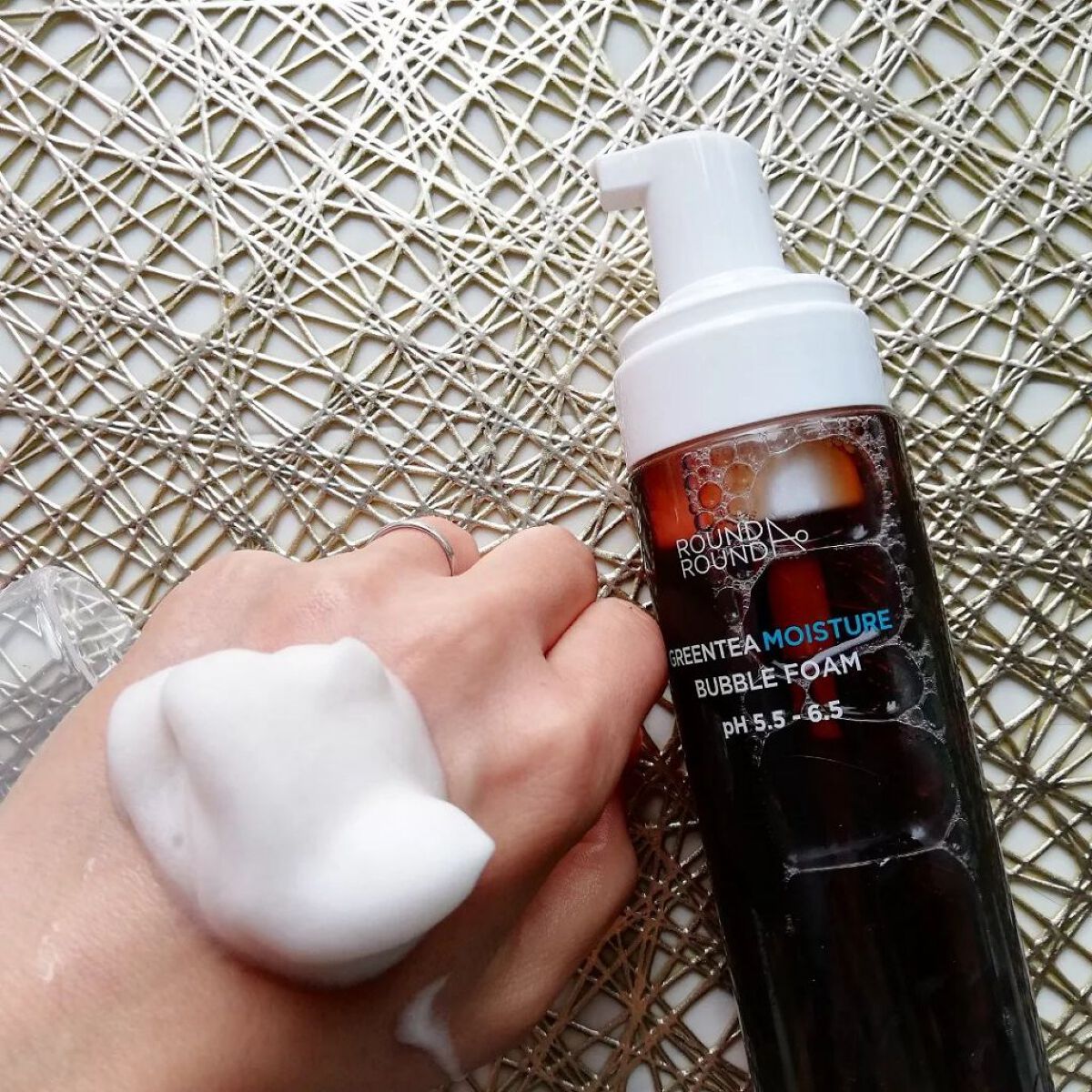 グリーンティートラブルバブルフォーム/ラウンドアラウンド/泡洗顔を使ったクチコミ(1枚目)