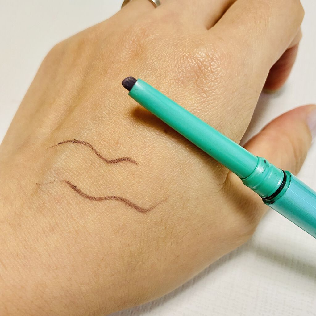 「密着アイライナー」クリームペンシル/デジャヴュ/ペンシルアイライナーを使ったクチコミ（3枚目）