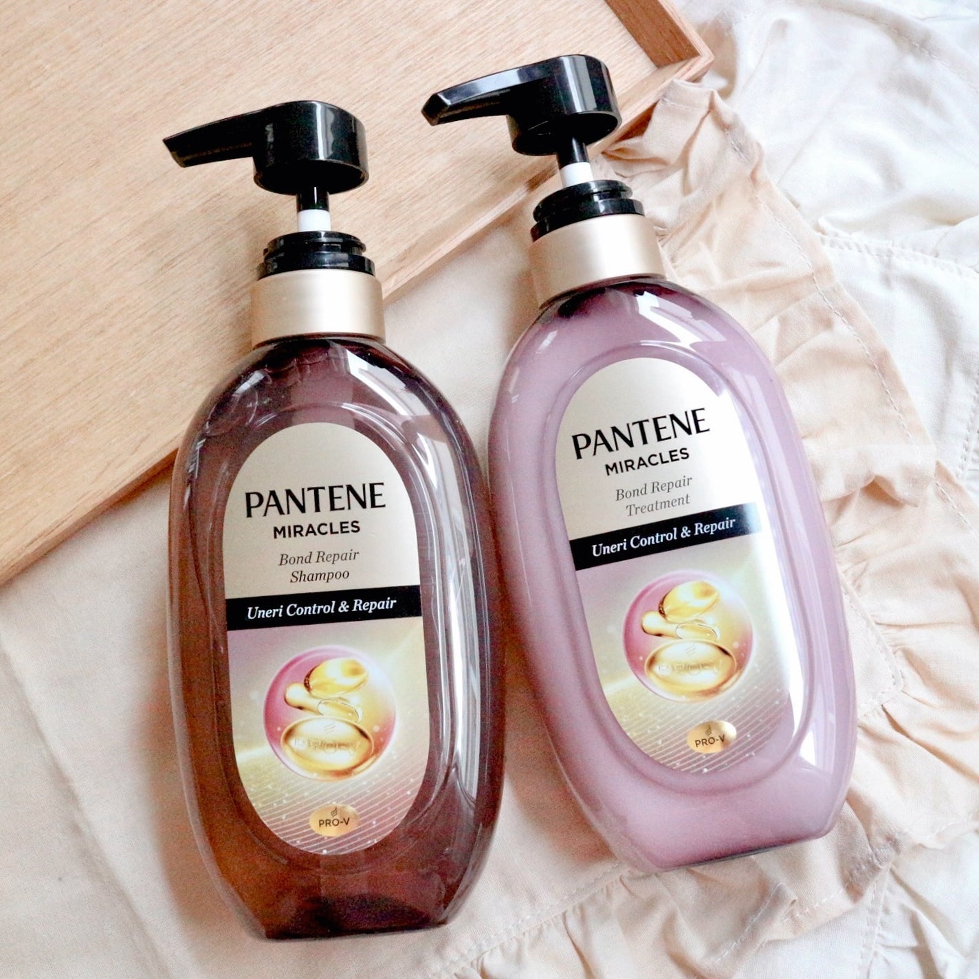 ミラクルズ うねりコントロール&リペア ボンドリペア シャンプー/トリートメント/パンテーン/市販シャンプーを使ったクチコミ(1枚目)