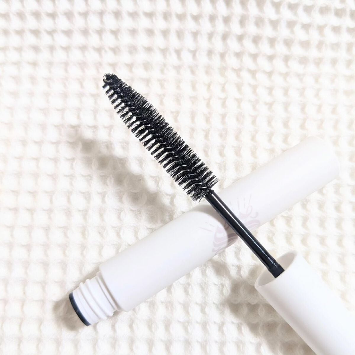 フリズヘアマスカラ/SS by WHOMEE/その他スタイリングを使ったクチコミ(2枚目)