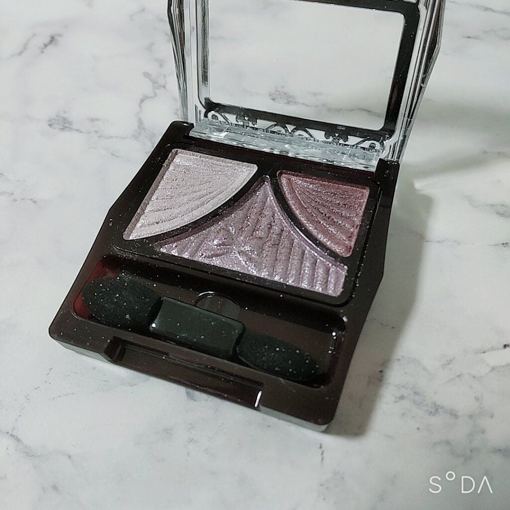 ジューシーピュアアイズ/キャンメイク/アイシャドウパレットを使ったクチコミ(3枚目)