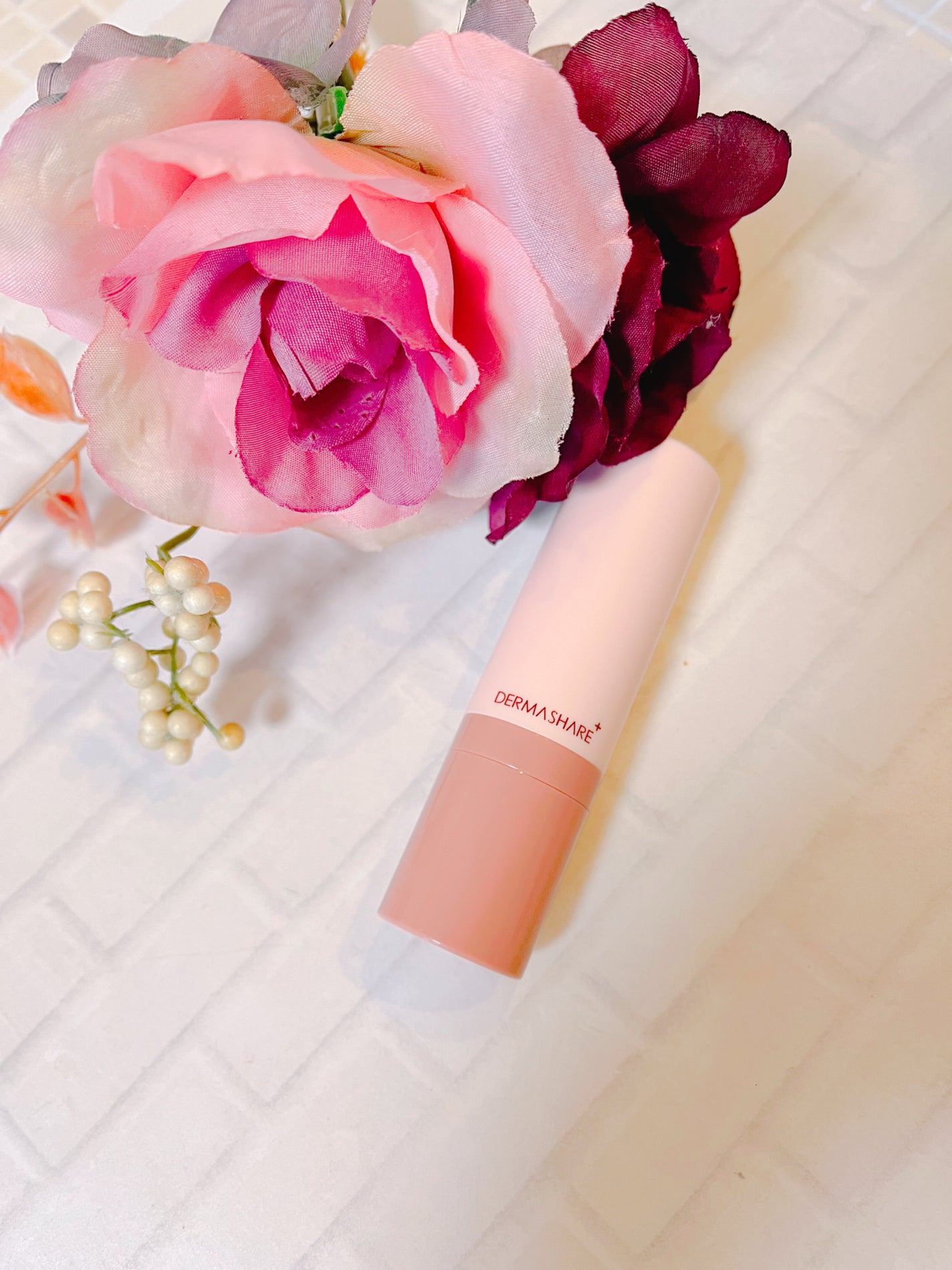 オタネ on LIPS 「スティック状のファンデーションDERMASHARE ヴィーガン..」(1枚目)