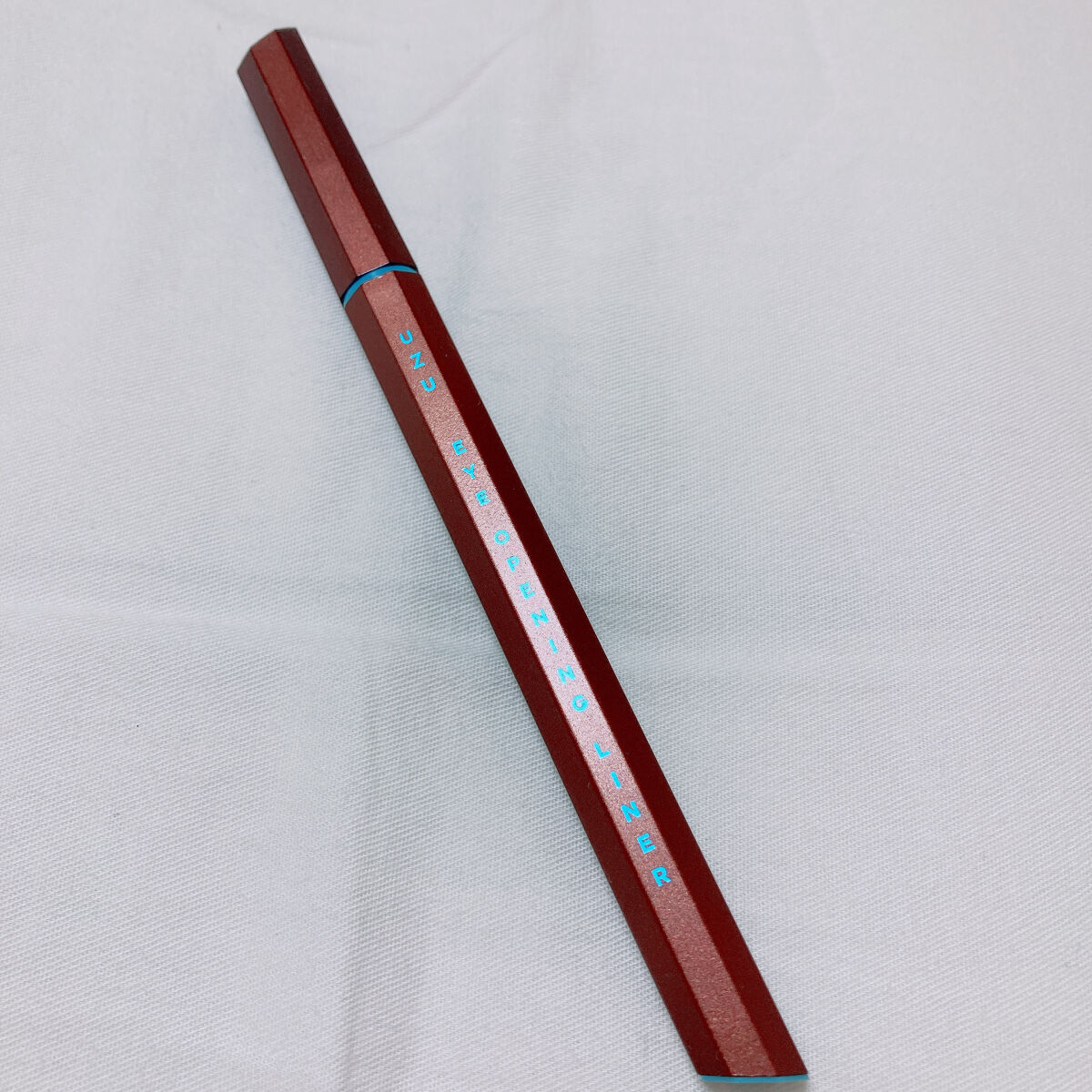 EYE OPENING LINER BROWN/UZU BY FLOWFUSHI/リキッドアイライナーを使ったクチコミ（1枚目）