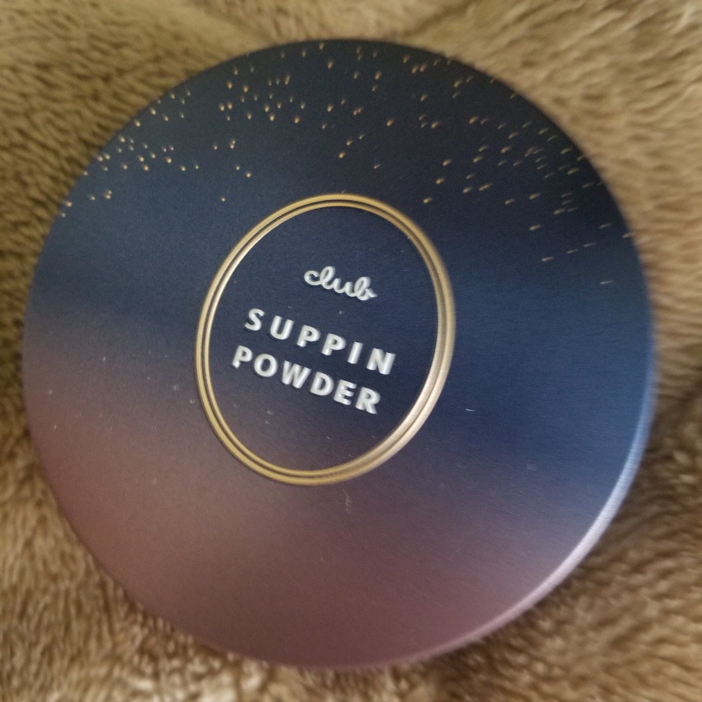 すっぴんパウダーC スリーピームーンの香り/クラブ/プレストパウダーを使ったクチコミ(1枚目)