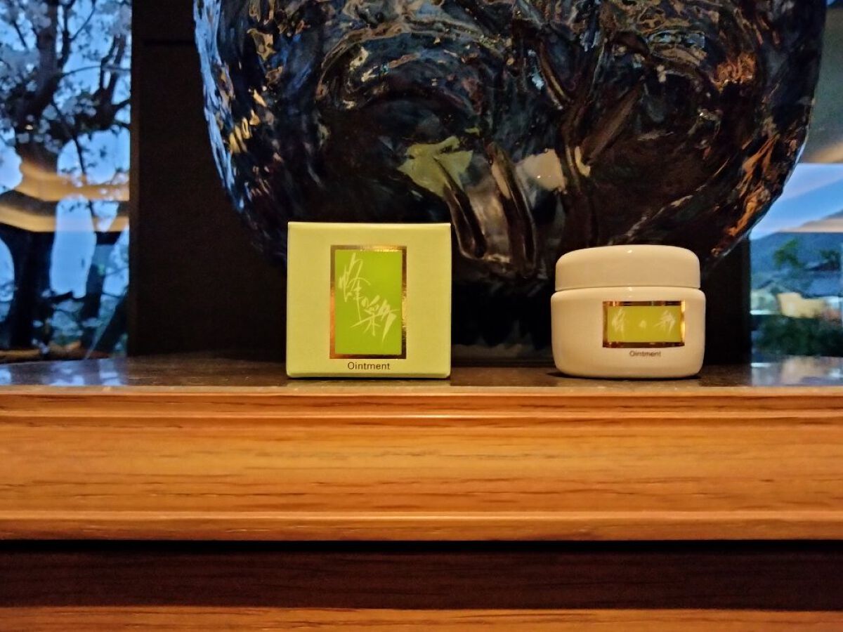 リップバター～Lip Butter～/Bee Treasure/リップクリームを使ったクチコミ（2枚目）