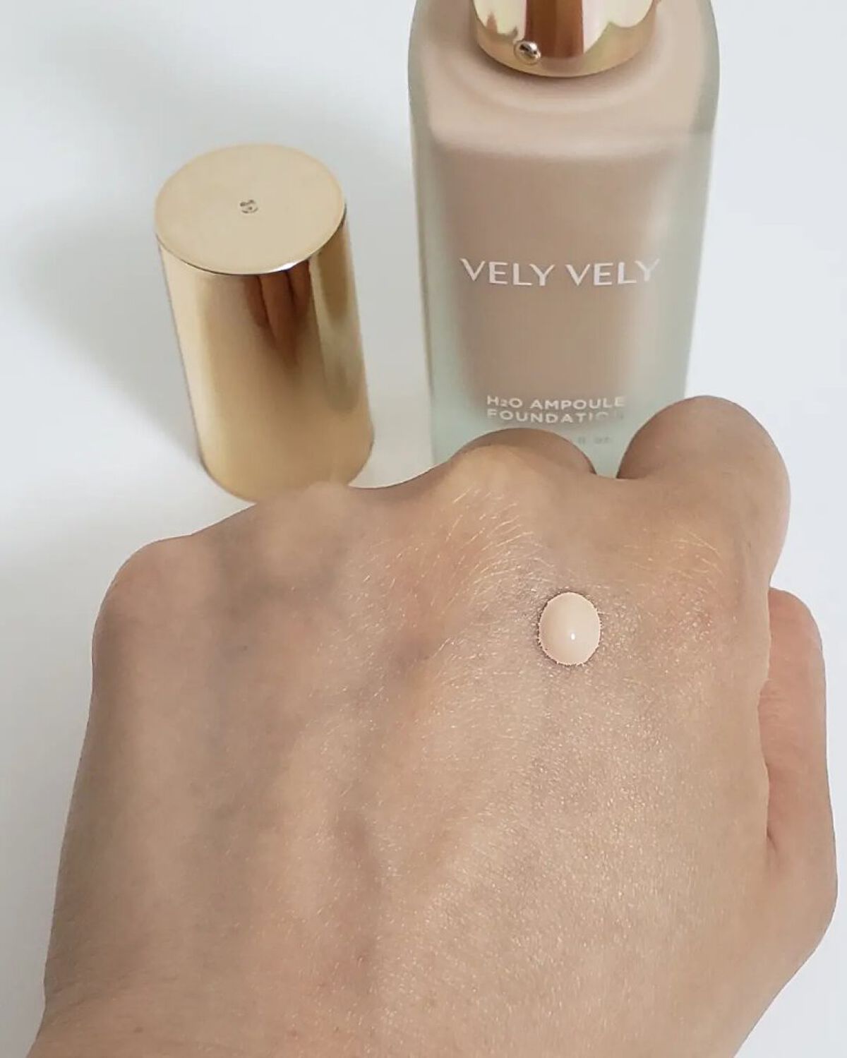 水分アンプルファンデーション/VELY VELY/リキッドファンデーションを使ったクチコミ(4枚目)