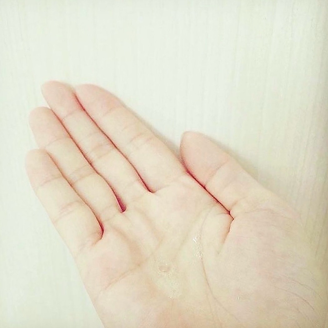 ゴールドビタミンC13%アンプル/Ariul/美容液を使ったクチコミ（3枚目）