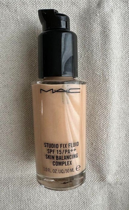 スタジオ ラディアンス セラム ファンデーション/M・A・C/リキッドファンデーションを使ったクチコミ(1枚目)