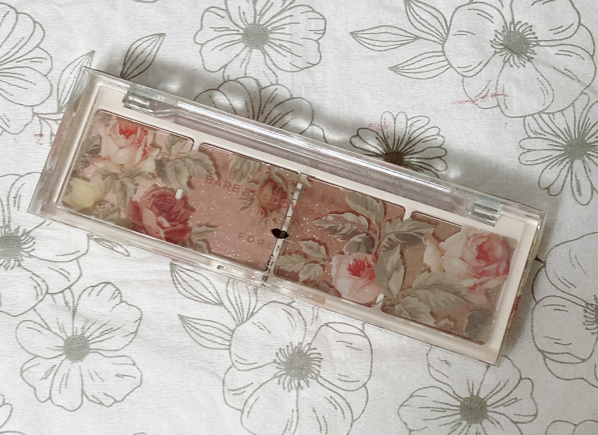 ベアシャドウパレット 04 レイク/フォレンコス/アイシャドウパレットを使ったクチコミ（1枚目）