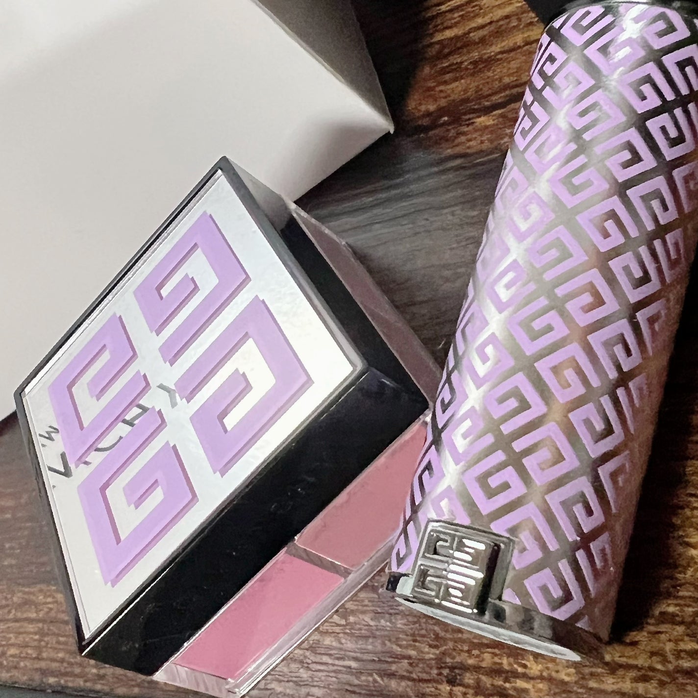 プリズム・リーブル・ブラッシュ/GIVENCHY/パウダーチークを使ったクチコミ(2枚目)