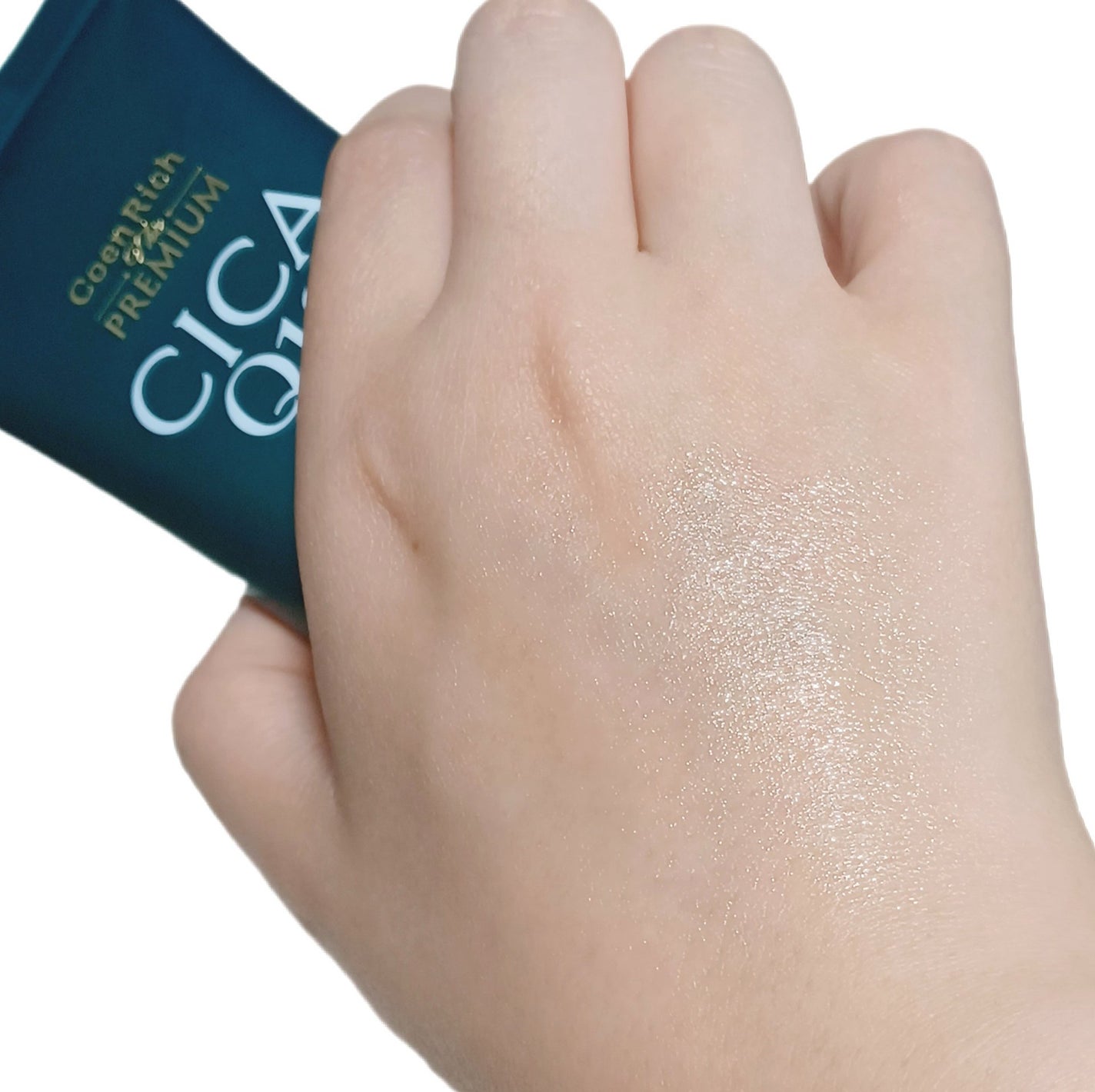 コエンリッチ ザ プレミアム 薬用CICAリペア ハンドクリーム N 【医薬部外品】/コエンリッチQ10/ハンドクリームを使ったクチコミ(4枚目)