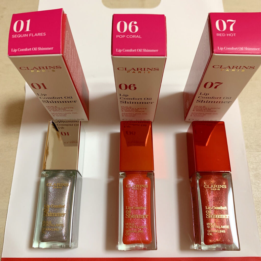 コンフォート リップオイル シマー 07 レッドホット/CLARINS/リップグロスを使ったクチコミ（2枚目）
